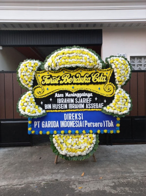 Papan Bunga Duka di Benjeng